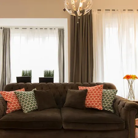 Апартаменты Magnificent Flats At Taksim Square