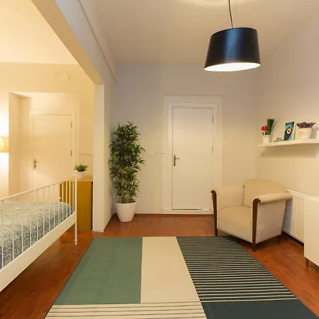 Magnificent Flats At Taksim Square